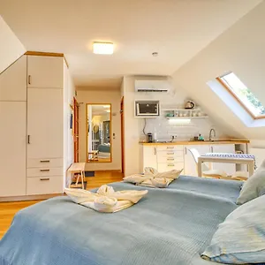 https://barka-apartman.egerhotels.net